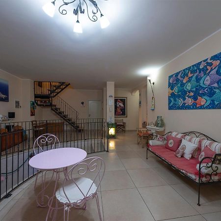 Adua Art Bed & Breakfast Castrignano del Capo Exterior foto
