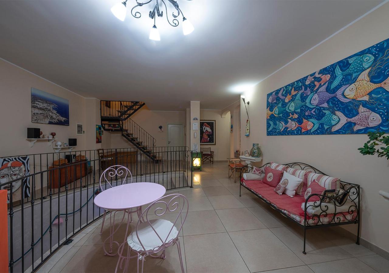 Adua Art Bed & Breakfast Castrignano del Capo Exterior foto