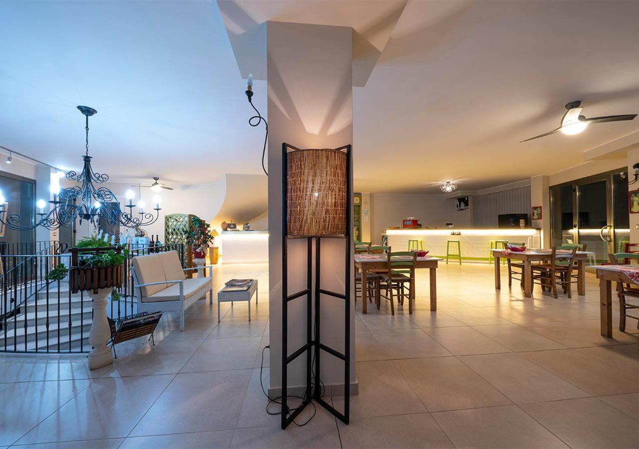 Adua Art Bed & Breakfast Castrignano del Capo Exterior foto